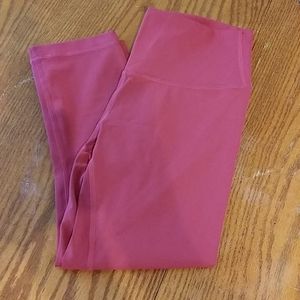 Lululemon capris